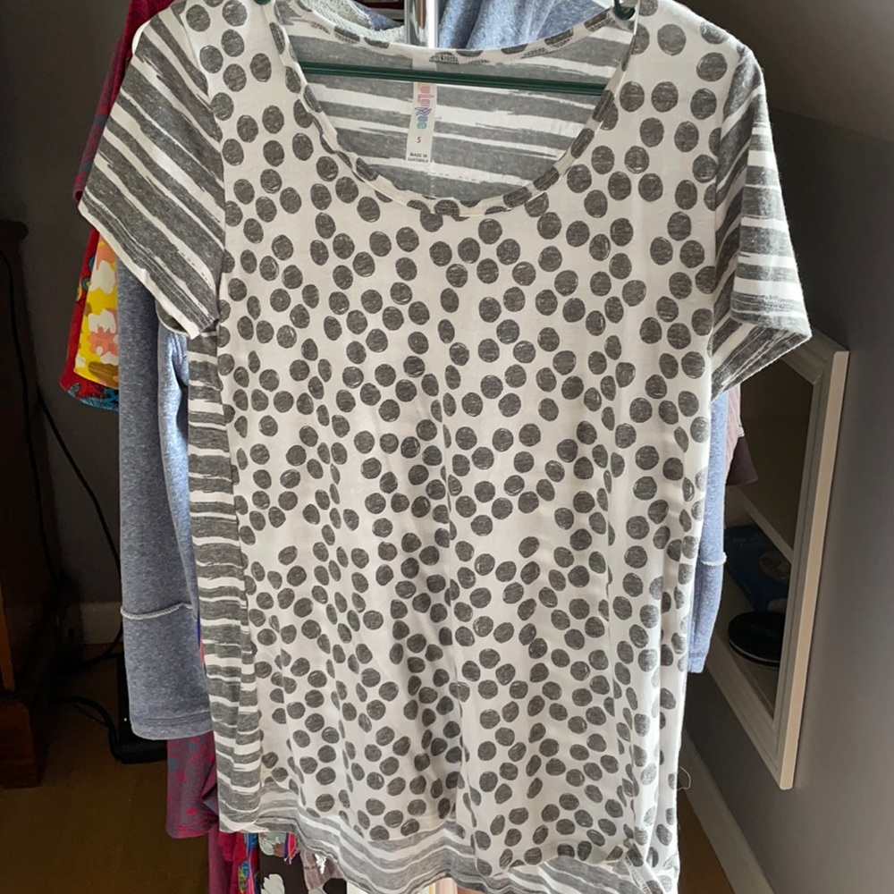 LuLaRoe Classic Tee